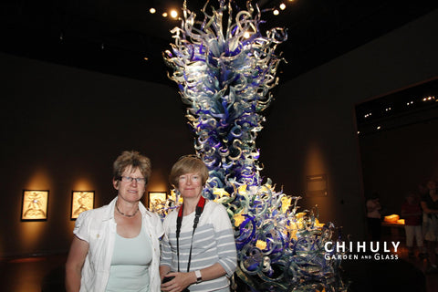 Chihuly glass sculpture